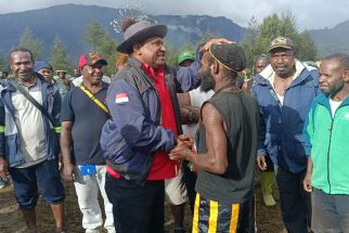 Ribuan Warga di Puncak Terancam Kelaparan Akibat Cuaca Ekstrem - JPNN.com Papua