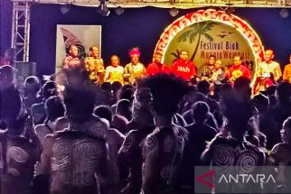 Bupati Herry Ario: Festival BMW Jadi Momentum Kebangkitan Pariwisata Biak Numfor - JPNN.com Papua