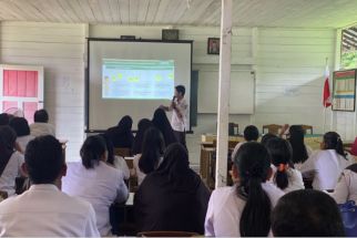 Menteri Nadiem: 70 Ribu Guru Penggerak Aktif Ciptakan inovasi Proses Belajar - JPNN.com Papua