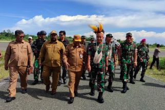 Petinggi TNI Hadiri Acara Penutupan TMMD ke-119 di Yahukimo, Lihat - JPNN.com Papua