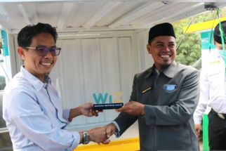 Wahdah Islamiyah Berbagi, 12 Gerobak Untuk Kaum Duafa - JPNN.com Sultra