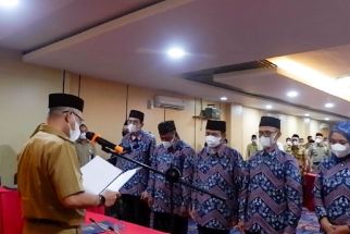 Wali Kota Sulkarnain Kukuhkan Pengurus Baznas Kendari Periode 2022-2027 - JPNN.com Sultra