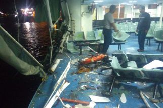 Insiden Feri Tabrakan, Lihat Seisi Kapal Berhamburan - JPNN.com Sultra