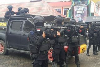 Tukang Busur Misterius Siap-siap, 210 Personel Elite Brimob Tiba di Kendari - JPNN.com Sultra