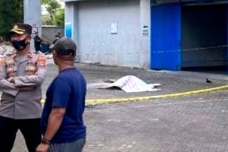 Diduga Melompat dari Lantai 6, Mahasiswi Ditemukan Tewas di Gedung Graha Pena - JPNN.com Sultra