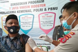 Covid-19 Sudah Terkendali, Vaksinasi Booster di Kendari Jalan Terus - JPNN.com Sultra