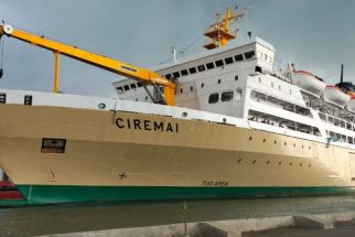 KM Ciremai Batal Sandar di Pelabuhan Murhum Baubau 3 Agustus 2022 - JPNN.com Sultra