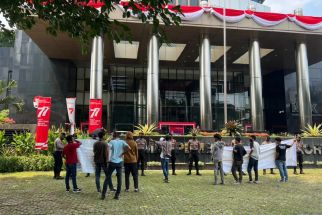 Demo di Jakarta, FAHMI Sultra Desak KPK Periksa Wali Kota Kendari Sulkarnain Soal Korupsi Dana PEN - JPNN.com Sultra