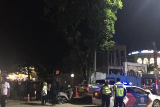 Diprotes Jamaah Masjid,  Konser Musik di Kafe X-Bro Digelar dengan Penjagaan Polisi dan Satpol PP - JPNN.com Sultra