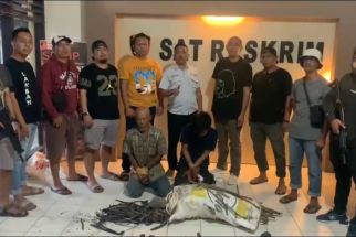 Dua Pria Berani Mencuri Peralatan Pemancar Transmiter HT Polairud, Rasakan Akibatnya - JPNN.com Sultra