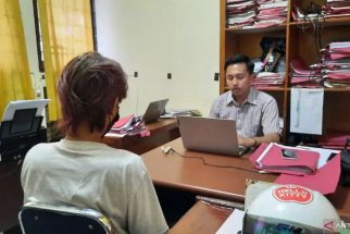 Ajakan Menikah Ditolak, Seorang Duda Sebar Foto Tak Senonoh Janda Beranak Tiga di Facebook - JPNN.com Sumbar
