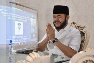 Unjuk Diri sebagai Kota Informatif, Fadly Amran Mengukuhkan PPID Padang Panjang - JPNN.com Sumbar