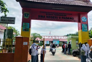 Siswa Baru SMA Negeri se-Sumbar Wajib Mengikut MPLS, Kurikulum Merdeka Belajar Bakal Diterapkan - JPNN.com Sumbar