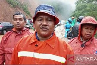 Siswa SD di Pagang Hanyut Dibawa Arus Sungai, Korban Dinyatakan Meninggal - JPNN.com Sumbar