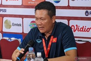 Suporter Timnas Indonesia U-16 Bikin Vietnam Kena Mental, Nguyen Quoc Tuan Nilai Wasit Bermasalah - JPNN.com Sumbar