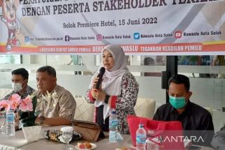 Awasi Pemilu 2024, Bawaslu Kota Solok Melibatkan Bundo Kanduang - JPNN.com Sumbar