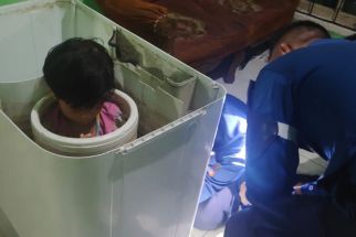 Orang Tua Lalai, Seorang Anak Terjepit dalam Bak Pengering Mesin Cuci - JPNN.com Sumbar