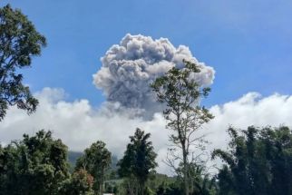 Gunung Marapi Kembali Mengalami Peningkatan Erupsi - JPNN.com Sumbar