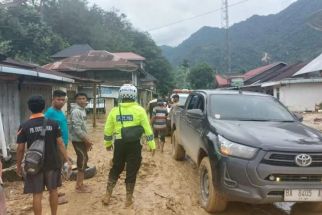 Akses Jalan Lintas Sumbar-Bengkul via Pesisir Selatan Dibuka secara Terbatas - JPNN.com Sumbar