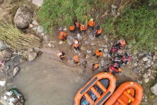 Enam Korban Banjir Bandang dan Longsor di Pesisir Selatan Masih dalam Pencarian - JPNN.com Sumbar