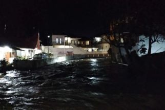 Kota Bukittinggi Terendam Banjir - JPNN.com Sumbar