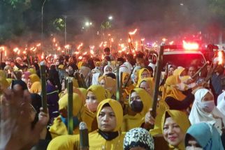 Sambut Ramadan, Ratusan Warga Medan Bawa Obor, Takbir Menggema - JPNN.com Sumut