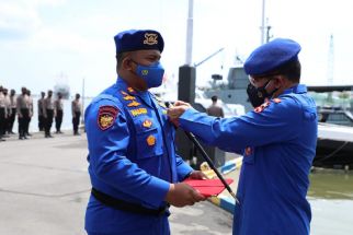 10 Personel yang Gagalkan Penyelundupan Narkoba Terima Penghargaan dari Komjen Arief, Lihat Wajah Mereka - JPNN.com Sumut