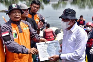 MW Kahmi dan Gubsu Edy Rahmayadi Sebar 1.000 Pohon Wakaf di Kawasan Danau Siombak - JPNN.com Sumut