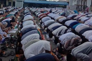 Sebagian Warga Medan Gelar Salat Iduladha Hari Ini - JPNN.com Sumut