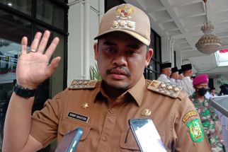 Bobby Nasution Marahi Sopir Angkot Ugal-ugalan dan Seruduk Pengendara Motor di Simpang USU - JPNN.com Sumut
