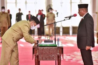 Edy Rahmayadi Melantik Sekretaris DPRD Sumut Baru, Siapa Dia? - JPNN.com Sumut