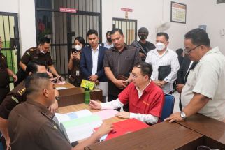 Polda Sumut Limpahkan Tersangka Apin BK ke Kejaksaan dalam Kasus Perjudian - JPNN.com Sumut