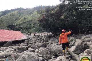 Banjir Bandang Humbahas, 14 Rumah Dilaporkan Rusak Berat, 11 Korban Masih Hilang - JPNN.com Sumut