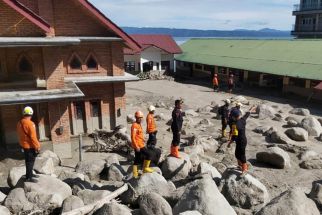 Banjir Bandang Humbahas, BPBD: 200 Warga Terpaksa Mengungsi - JPNN.com Sumut