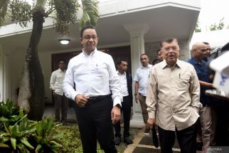 Jusuf Kalla Angkat Bicara Soal Penurunan Paksa Videotron Anies Baswedan: Tidak Boleh Saling Menggangu - JPNN.com Sumut