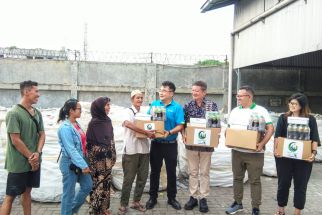 Dukung Ekonomi Sirkular, Mahija Parahita Nusantara Berbagi dengan Pejuang Daur Ulang - JPNN.com Sumut