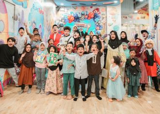 Shindy Fioerla Ajak Puluhan Anak Yatim Rayakan Ulang Tahun Noah