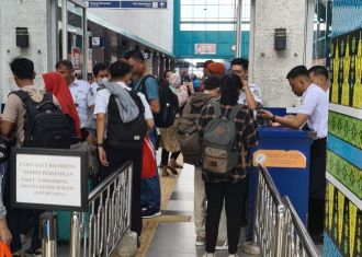 Hari Kedua Angkutan Nataru, KAI Divre III Palembang Angkut 6.254 Penumpang