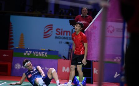 Pebulu Tangkis Dunia Bertumbangan di IBF 2021, BWF Panen Kritik - JPNN.com Bali