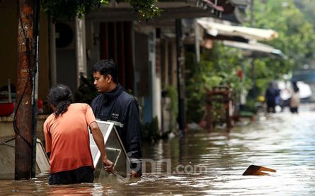 11 Kecamatan di Kabupaten Sukabumi Dilanda Bencana Hidrometeorologi - JPNN.com Jabar