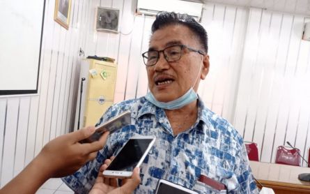 DPRD Kota Padang Beri Penghormatan Terakhir kepada Azwar Siri - JPNN.com Sumbar