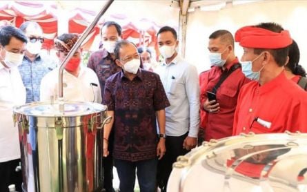 Koster Perintahkan Tutup Produksi Arak Gula, 5 Alasan Ini Tidak Bisa Ditawar - JPNN.com Bali