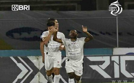 Persipura Tekuk PSIS 4 Gol Tanpa Balas, Masyarakat Papua Layak Bergembira - JPNN.com Bali