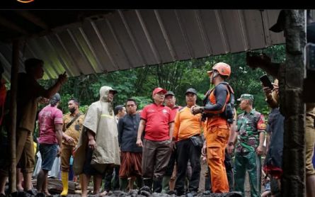 Karangasem Dikepung Banjir & Longsor, 3 Nyawa Melayang, Bupati Dana Bergerak - JPNN.com Bali