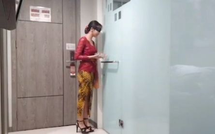 Cewek Pemeran Kebaya Merah yang Viral di Bali Ternyata Pasien RS Jiwa, OMG - JPNN.com Bali