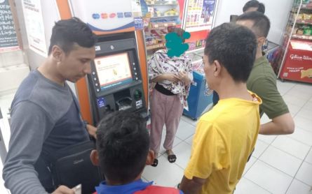 Suami Istri Bobol Mesin ATM, Modusnya Sangat Nekat - JPNN.com Banten