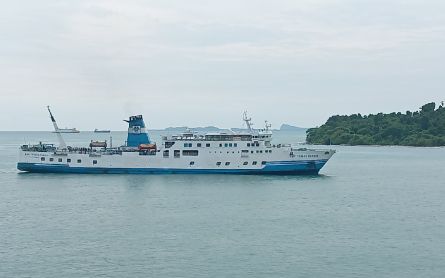 Jadwal Penyeberangan Kapal dari Merak Menuju Bakauheni, Pelayanan Sampai Tengah Malam - JPNN.com Banten
