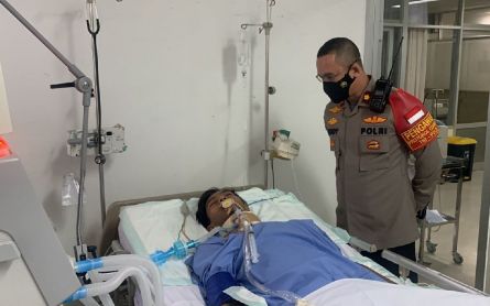 Pray for Indra: Janitor Fell Unconscious in LRT Project Area - JPNN.com English