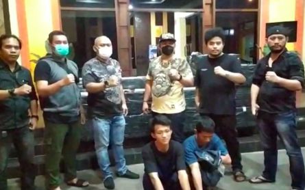 Two Men Attempted to Smuggle Lobster Seeds to Palembang - JPNN.com English