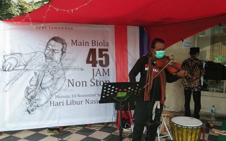 Man Plays Violin for 45 Hours to Celebrate Heroes' Day - JPNN.com English